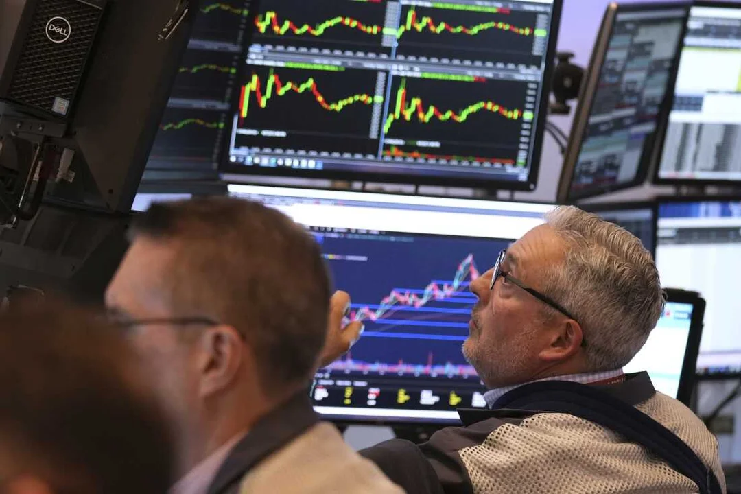 Wall Street Reacts to Trump Tariffs and Social Media’s Role in Market Fluctuations
