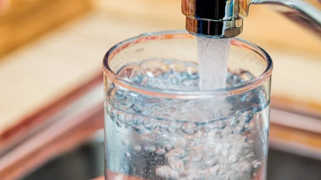 Florida’s Bold Move: Is Removing Fluoride from Water a Victory for Freedom or a Health Risk?