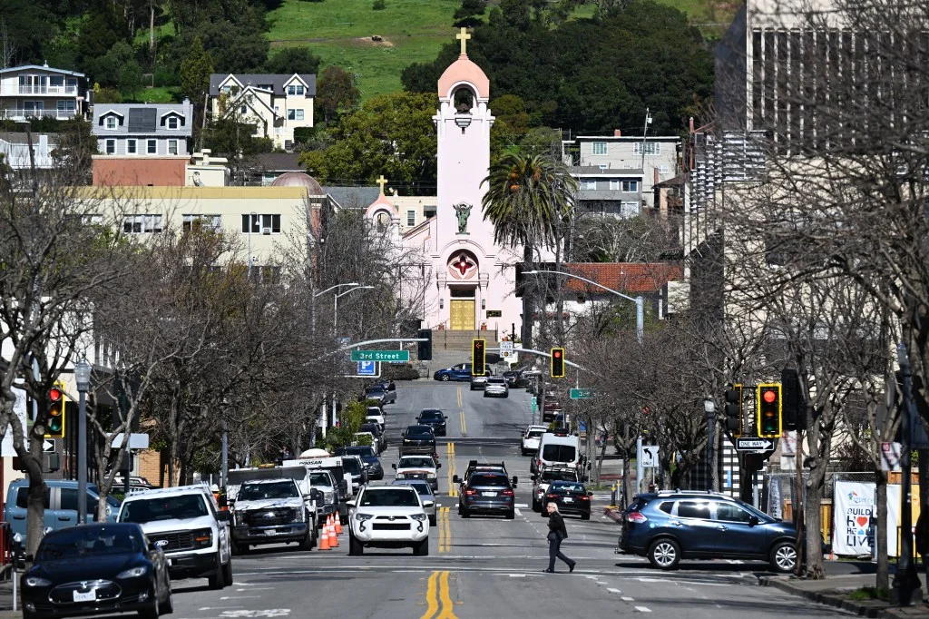 Is California’s Population Boom Leaving Some Areas Behind?